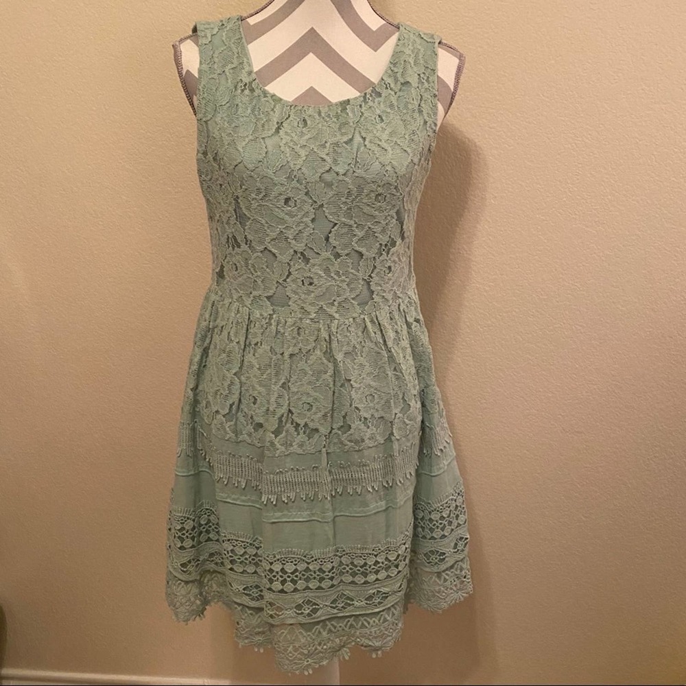 MM Couture By Miss Me Mint Green Crochet Lace Overlay Sleeveless Mini Dress Med